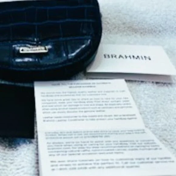 Brahmin Britt "Heavenly Blue Lumeria" half circle leather coin purse NWT - Picture 6 of 8